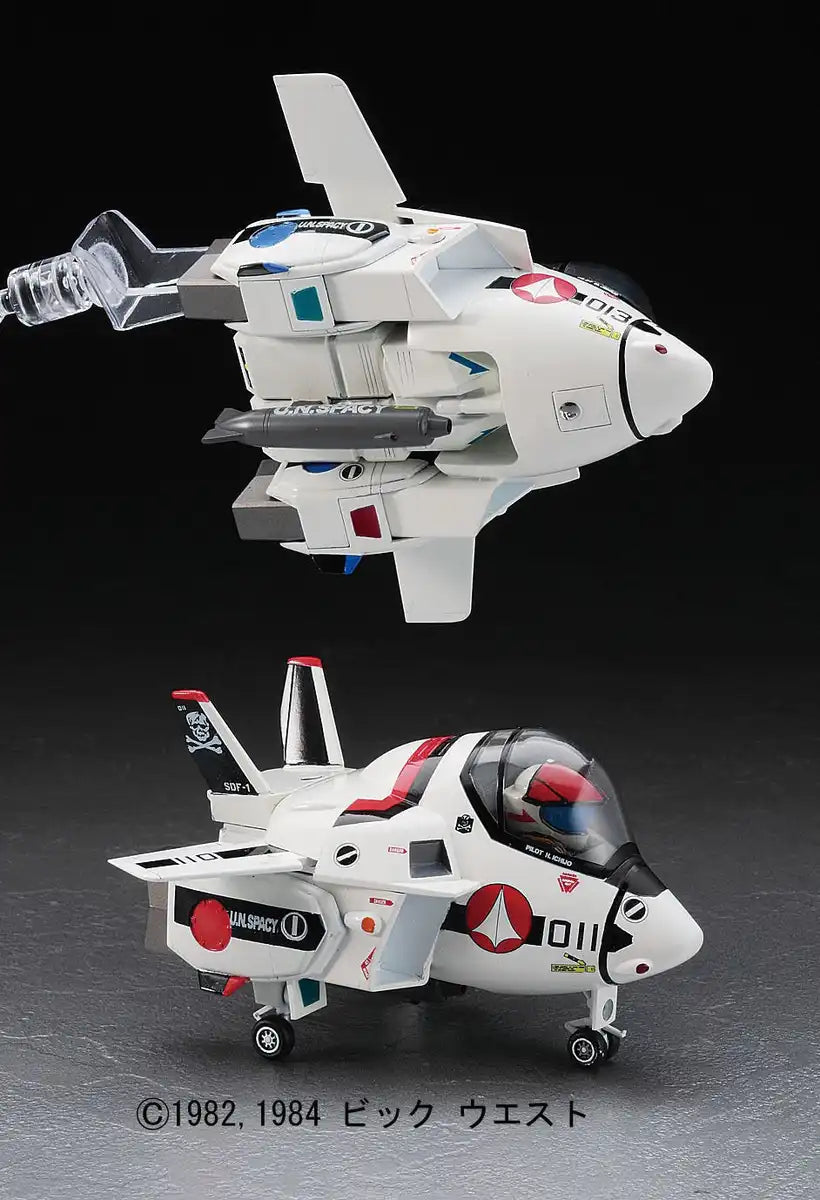 HASEGAWA 65789 Macross Vf-1A/J Valkyrie Egg Plane Non-Scale Kit