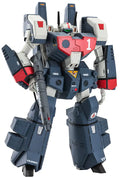 Hasegawa Macross 1/72 Vf-1J Armored Valkyrie Japanese Model Kit Robotech