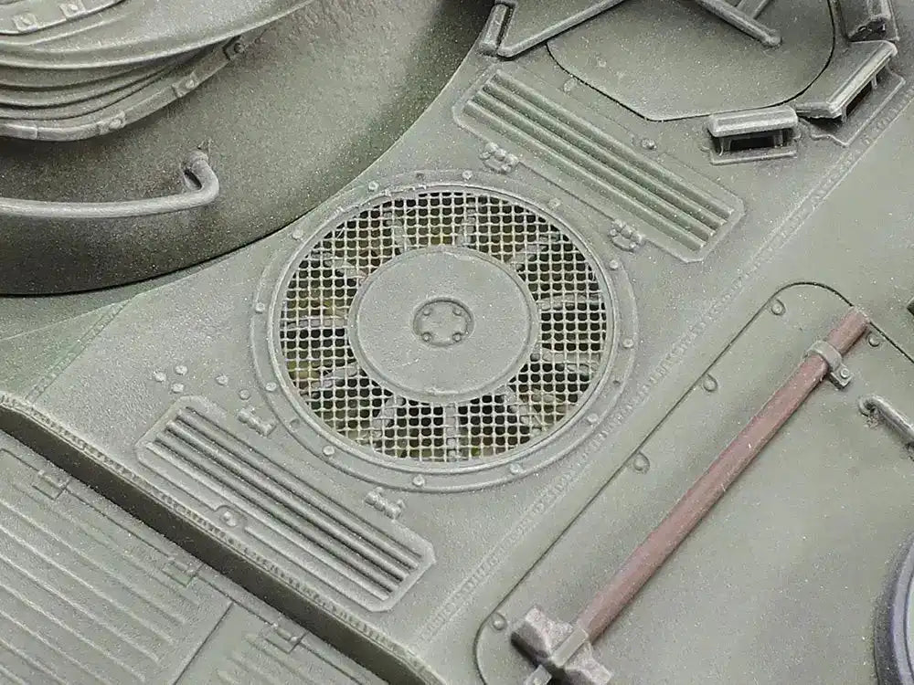 TAMIYA 35349 French Light Tank Amx-13 1/35 Scale Kit