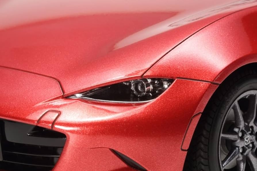 Tamiya 1/24 Mazda Roadster Plastic Model Kit
