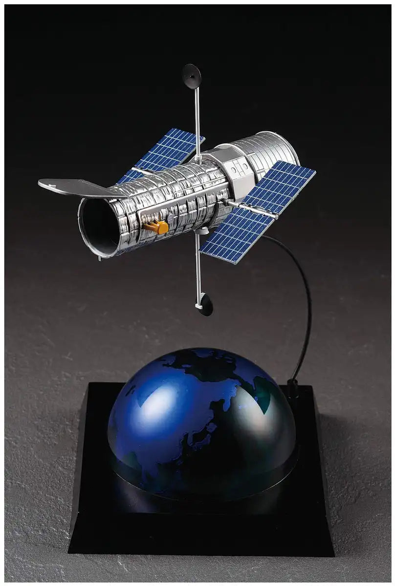 HASEGAWA 10676 Space Shuttle Orbiter & Hubble Space Telescope 1/200 Scale Kit