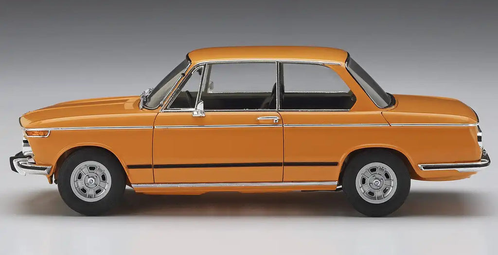 HASEGAWA 1/24 Bmw 2002 Tii 1971 Plastic Model