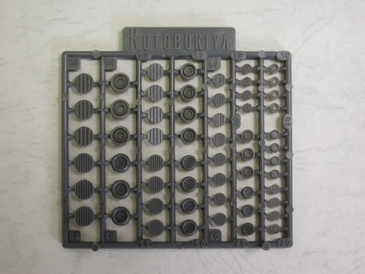 Kotobukiya P120 Round Mold IV - Non-Scale Plastic Modeling Support Unit