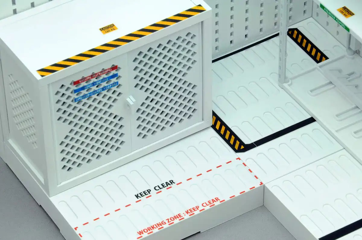 TOMYTEC Ld027 Military Series Little Armory Weapons Room A 1/12 Scale Kit