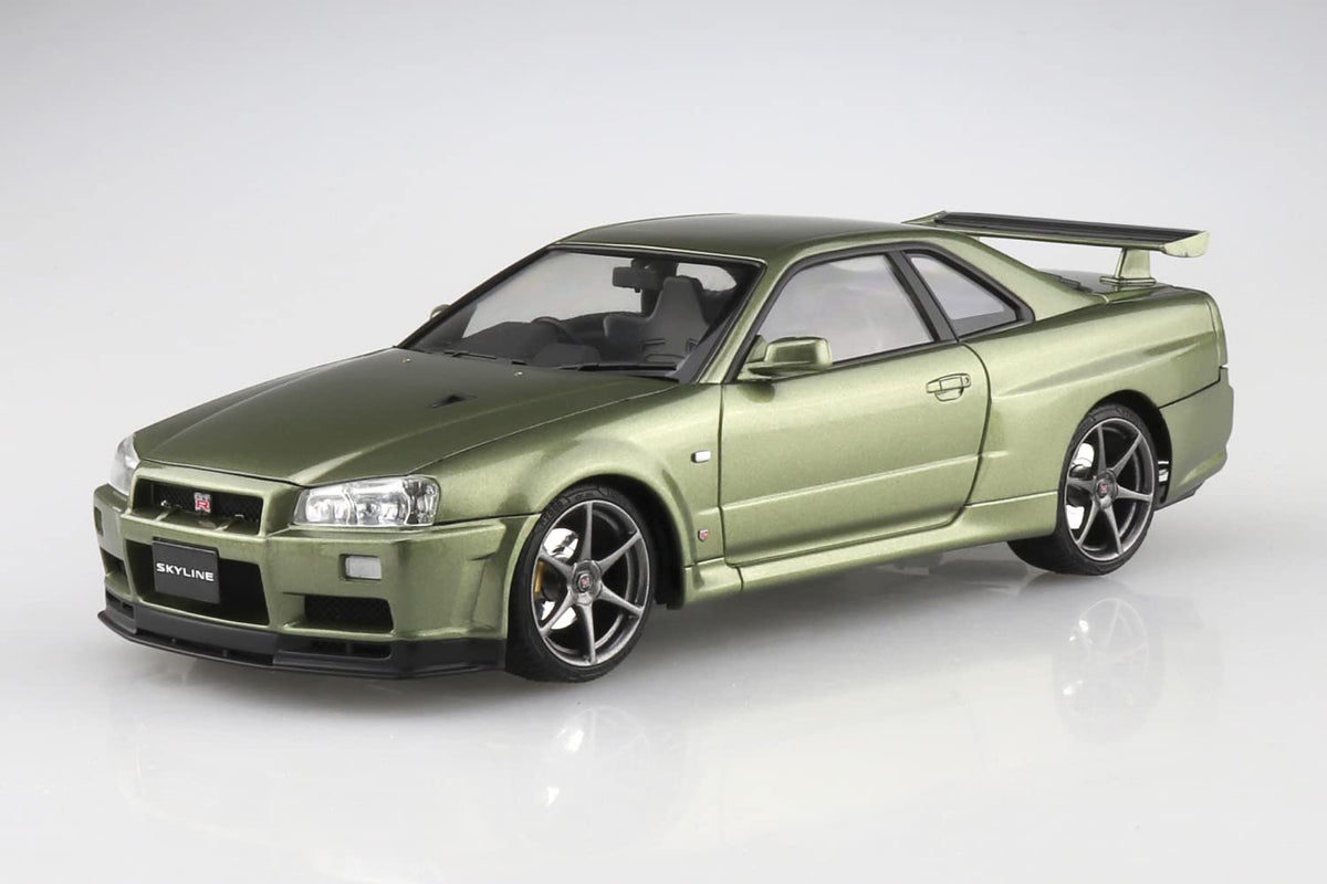 Aoshima 1/24 Nissan Bnr34 Skyline Gt-R V Spec Ii '00 Millennium Jade Pre-Painted Plastic Model