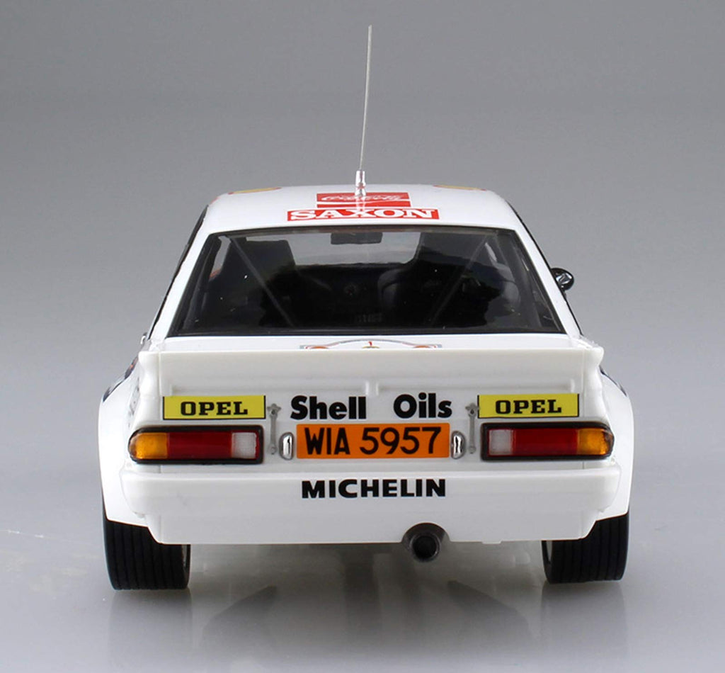 AOSHIMA  Belkits 105504 Opel Manta 400 Gr.B Jimmy Mcrae 24 Uren Van Ieper 1/24 Scale Kit
