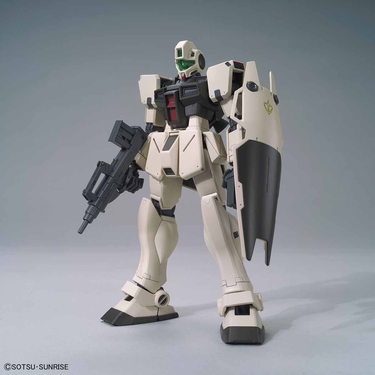 Bandai Mg 1/100 Rgm-79g Gm Command Colony Type Model Kit Gundam 0080