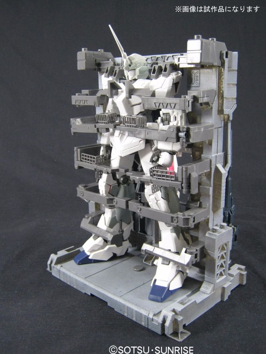 Bandai Mg 1/100 Rx-0 Unicorn Gundam Hd Color + Ms Cage Model Kit Gundam Uc
