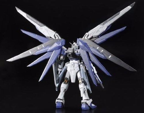 Bandai Rg 1/144 Zgmf-x10a Freedom Gundam Deactive Mode Model Kit Gundam Seed