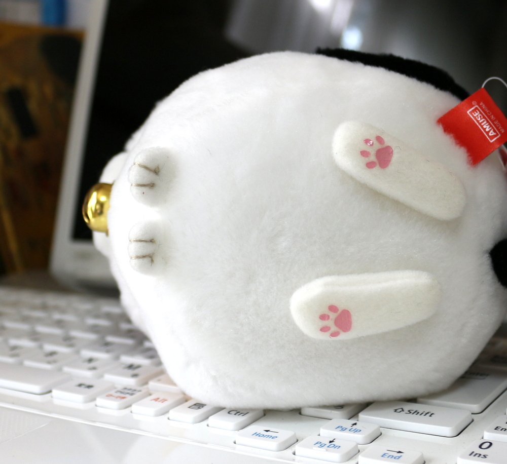 AMUSE Higemanju Plush Doll Mii-Sama