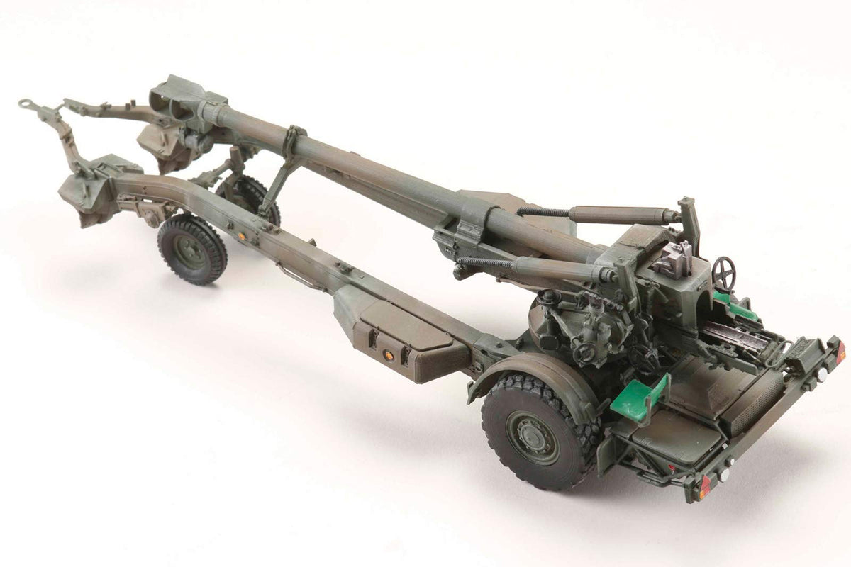 Hobby Japan 1/35 FH-70 GSDF 155mm Grenade Gun Model