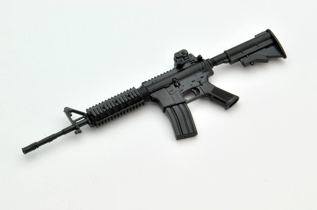 TOMYTEC Military Series 1/12 Little Armory Labc01 M4 Assault Rifle Plastic Model
