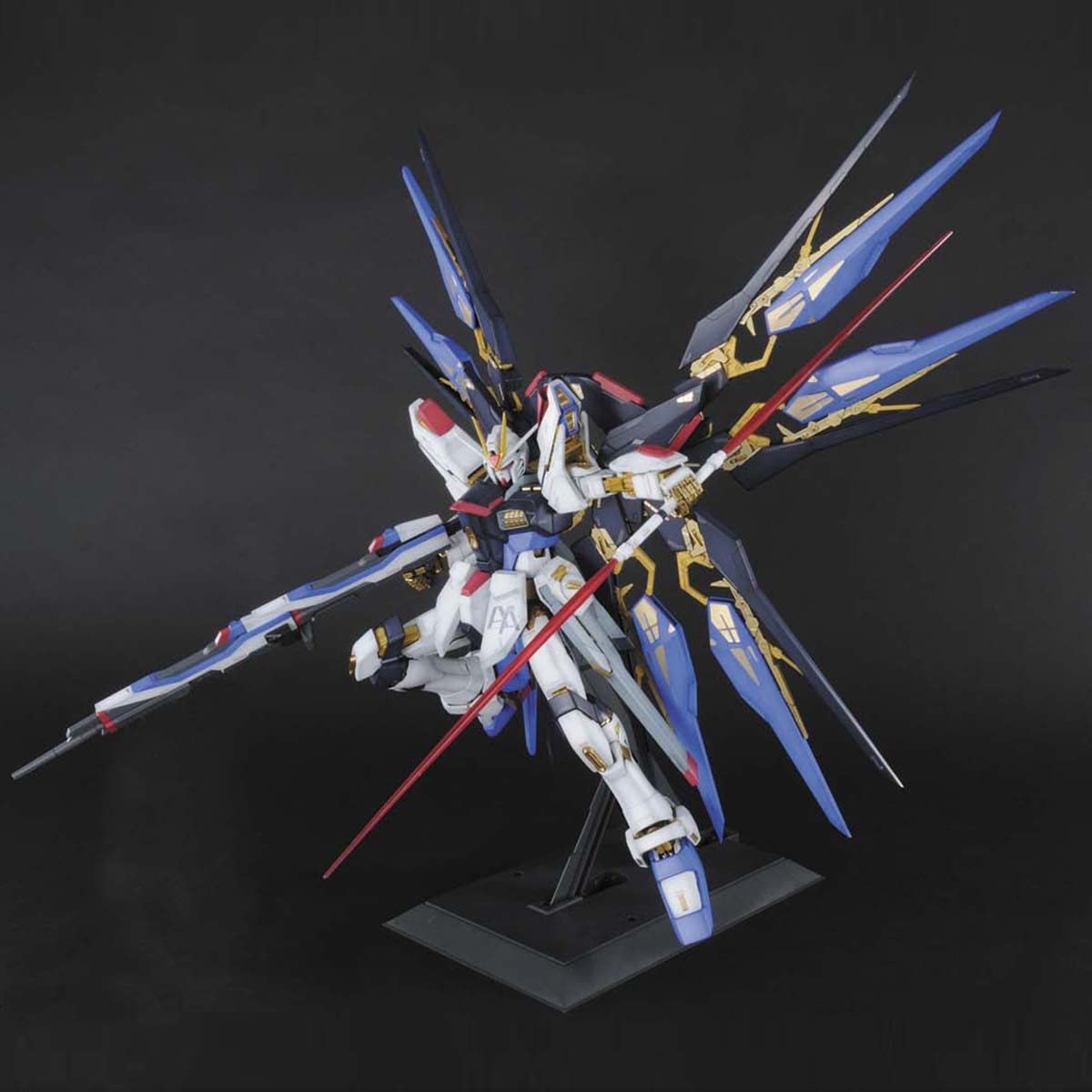 Bandai Spirits Strike Freedom Gundam Model 1/60 Scale Gundam Seed Destiny PG