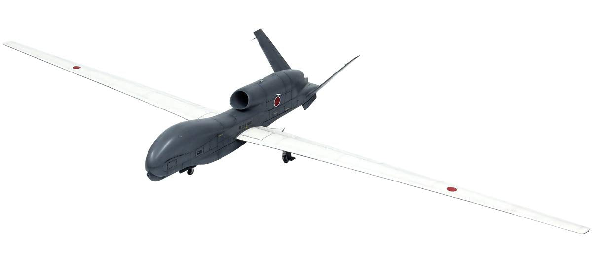 PLATZ Ac-34Sp Rq-4B Global Hawk 'Yokota Ab' 1/72 Scale Model Kit