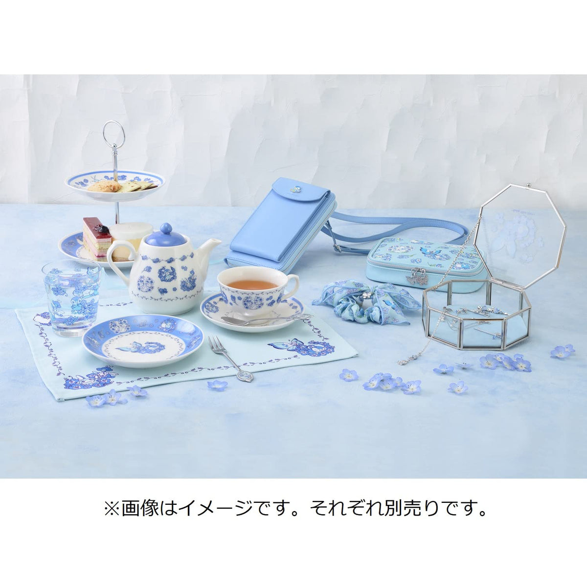 POKEMON CENTER ORIGINAL - Ear Piercing Baby Blue Eyes