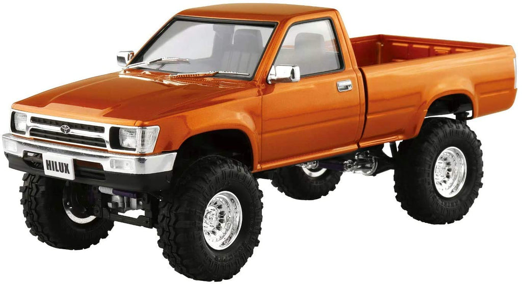 AOSHIMA The Tuned Car 1/24 Toyota Rn80 Hilux Long Bed Lift Up '95 Plastic Model