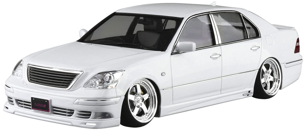AOSHIMA The Tuned Car 1/24 K-Break Ucf31 Celsior '03 Toyota Plastic Model