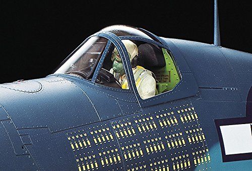 Tamiya 1/32 Vought F4u-1a Corsair Model Kit