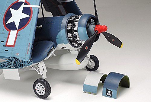 Tamiya 1/32 Vought F4u-1a Corsair Model Kit