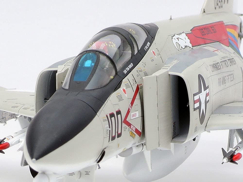 TAMIYA 1/48 Mcdonnell Douglas F-4B Phantom Ii Plastic Model