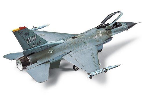Tamiya 1/72 Lookheed Martin F-16cj Block50 Fighting Falcon Model Kit Japan
