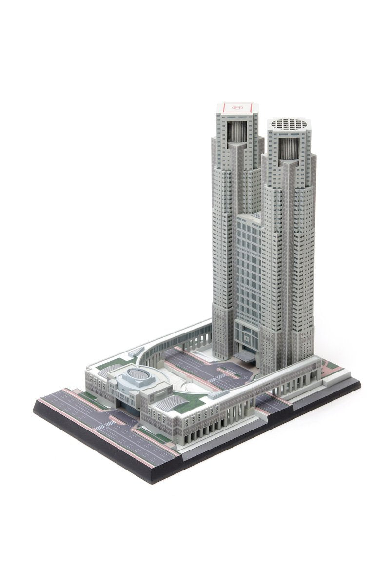 WAVE Og021 Tokyo Metropolitan Government Building 1/2000 Scale Plastic Model Kit