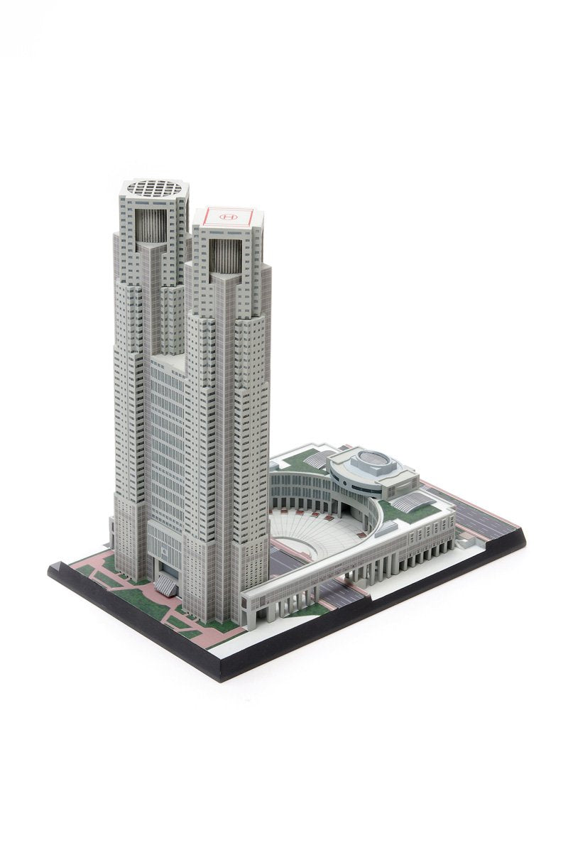 WAVE Og021 Tokyo Metropolitan Government Building 1/2000 Scale Plastic Model Kit