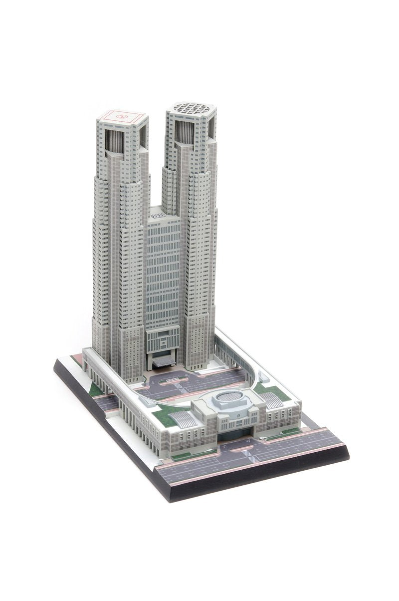 WAVE Og021 Tokyo Metropolitan Government Building 1/2000 Scale Plastic Model Kit