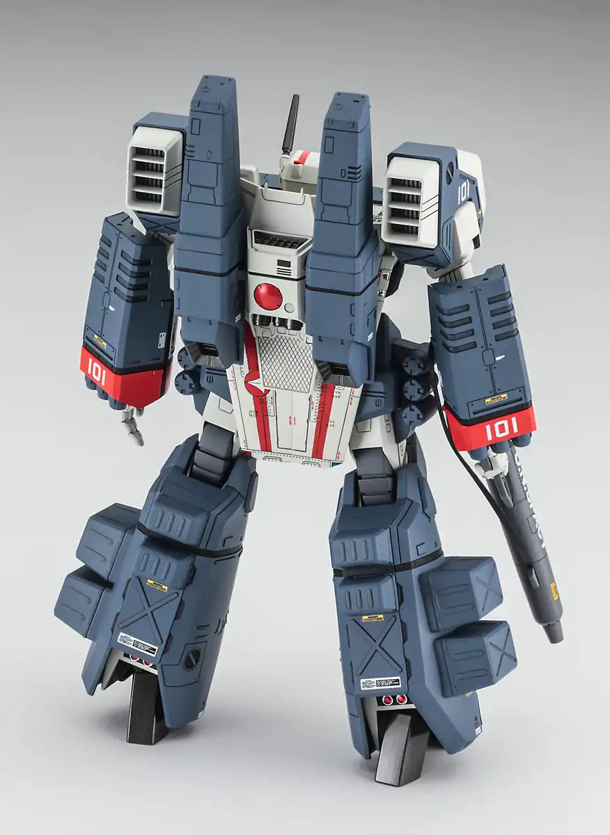 Hasegawa Macross 1/72 Vf-1J Armored Valkyrie Japanese Model Kit Robotech