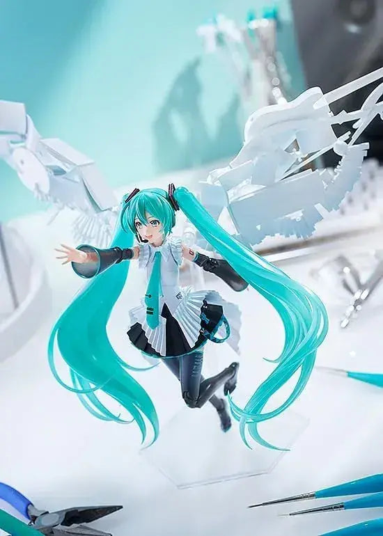 Max Factory Hatsune Miku PLAMATEA 16th Birthday Articulated Figure