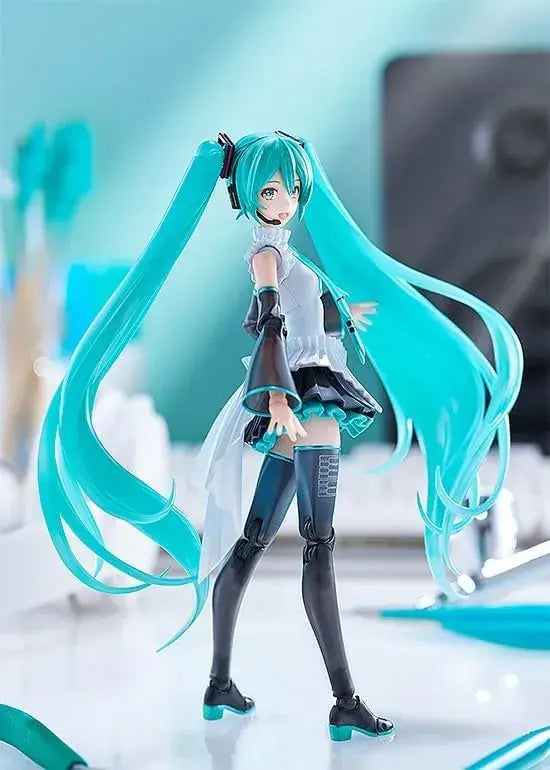 Max Factory Hatsune Miku PLAMATEA 16th Birthday Articulated Figure